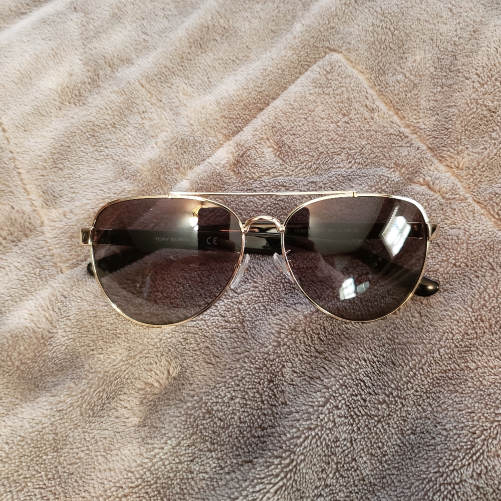 Tory Burch Aviator Sunglasses TY6070 NWOT